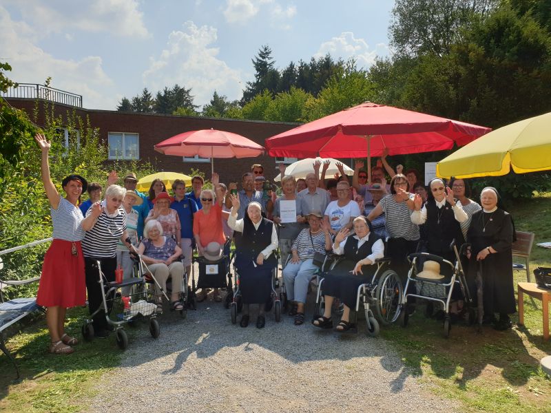 Frhliche Boule-Wettkmpfer in Dernbach. Foto: Katharina-Kasper-Gruppe Dernbach