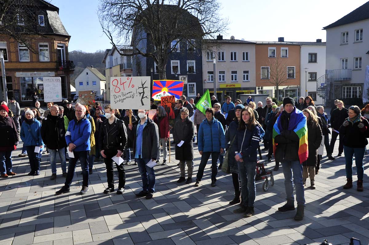 Altenkirchener "Parents for Future" versammelten sich zur Mahnwache gegen den Klimawandel
