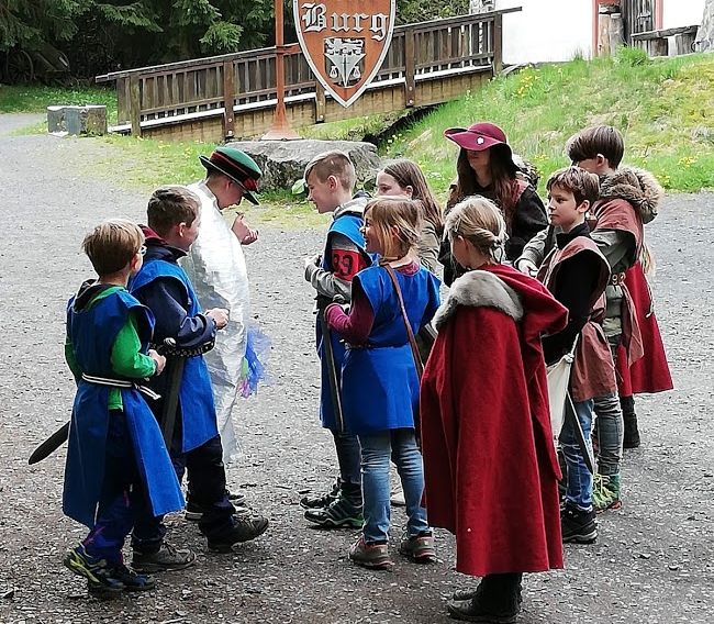 Kobolde an der Alten Burg. Foto: Petra Podlinski, Waldritter-Westerwald e.V.