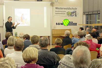 Zu einem kurzweiligen Vortrag hatte die SG Westerwald Dr. Klaus Kohlhas eingeladen. Foto: Verein 