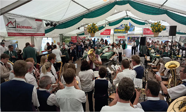 Schtzenfest in Dttesfeld - feiern in familirer Atmosphre