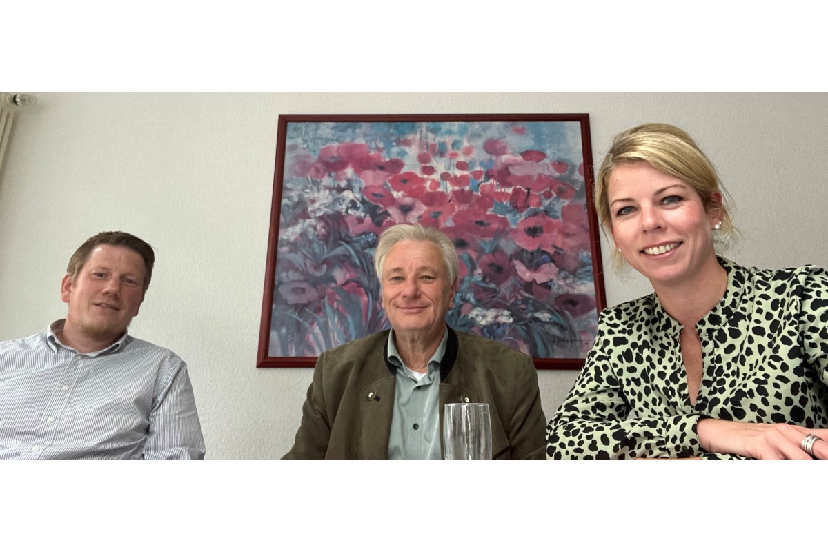 Von links nach rechts: Geschftsfhrer Martin Werner, der erste Vorsitzende Uwe Werner und Lana Horstmann. (Foto: Lana Horstmann)