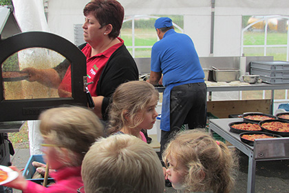 Kstliche Pizza gab es zum Abschluss des Lesesommers Rheinland-Pfalz. Foto: EB