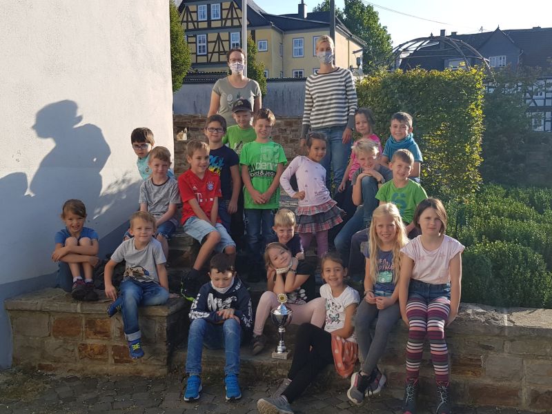 Die Siegerklasse im Lesesommer 2020 aus der Grundschule Atzelgift-Streithausen. Foto: privat