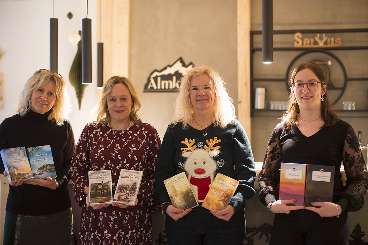 Von links: Michaela Abresch, Susanne Arnold, Viola Marschall und Marie Spohr. Fotos: Helmi Tischler-Venter