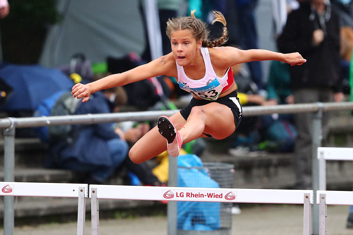 Lisa Sophie Lemke ist als Erste im Block Sprint/Sprung der W13 eine von vier frischgebackenen U14-Rheinlandmeistern der LG Rhein-Wied. Foto: Verein