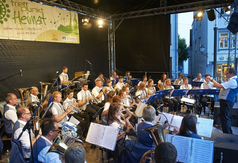 Limbacher Dorfmusikanten feiern veranstaltungsreiches Jubilum