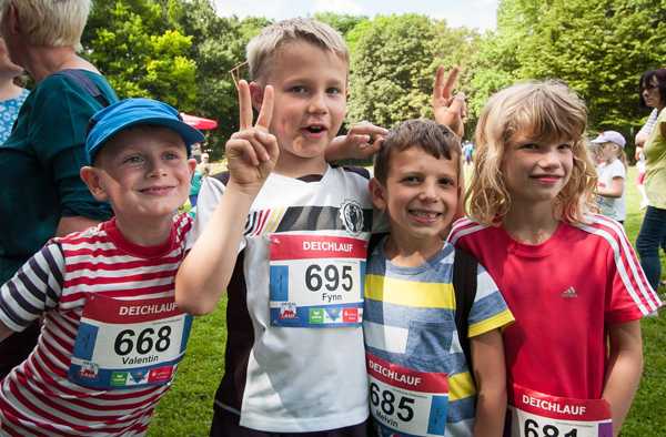 Grundschule Waldbreitbach erfolgreich beim Deichlauf