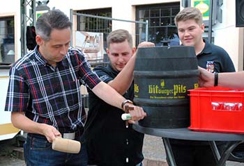 Mit dem Fassanstich ist die Magedalenenkirmes offiziell gestartet. Fotos: kk