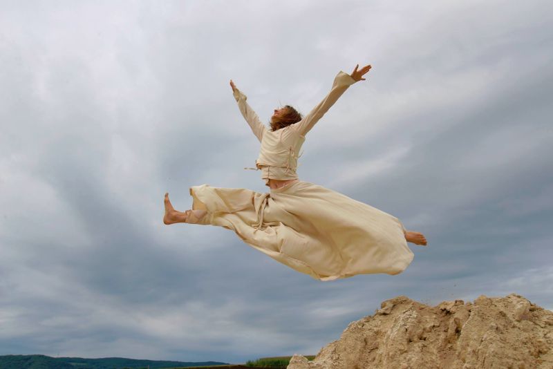 Kino-Doku mit Tanzkonzert und Vortrag ber Zen-Buddhismus