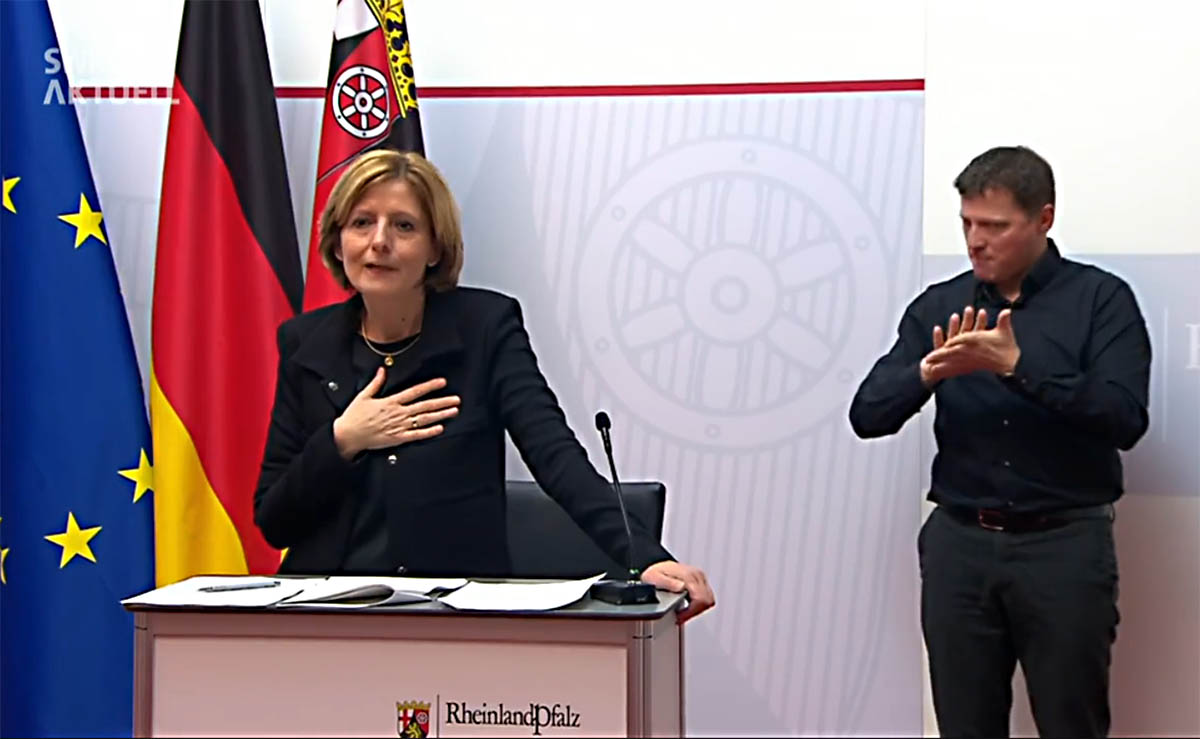 Malu Dreyer verkndete am Abend die Beschlsse der Bund-Lnder-Konferenz. Screenshot: Wolfgang Tischler