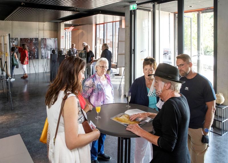 Vorn rechts Maren Seubert. Fotos: Rder-Moldenhauer