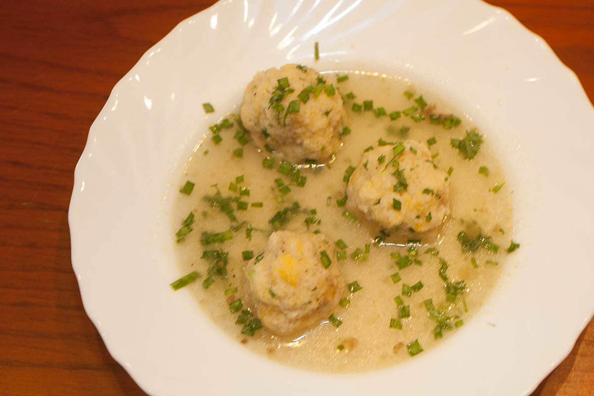 Westerwälder Rezepte: Omas echte und falsche Markklößchen | NR-Kurier.de