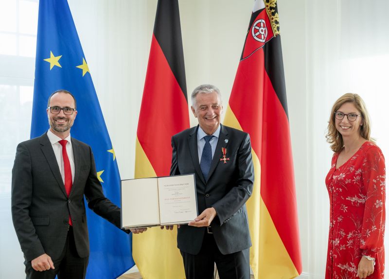 Clemens Hoch, Reiner Meutsch und Sabine Btzing-Lichtenthler. Fotos: Torsten Silz/ Staatskanzlei RLP.