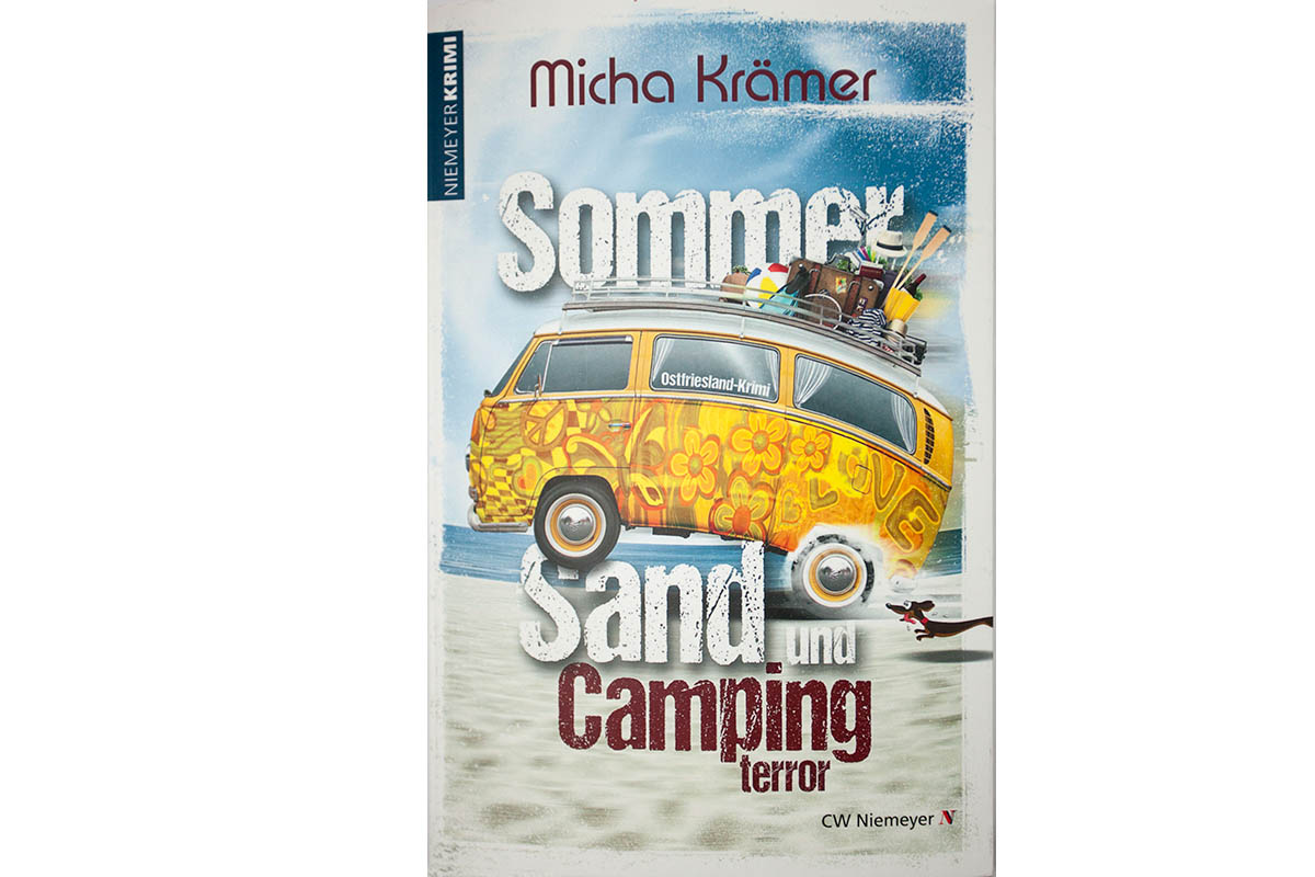 Buchtipp: "Sommer, Sand und Campingterror" von Micha Krmer