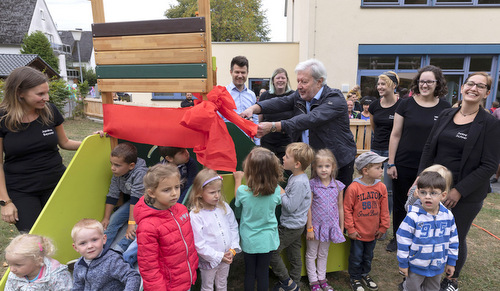 Zahlreiche Kinder strmten am vergangenen Sonntag mit ihren Eltern auf das Gelnde der ehemaligen Graf-Heinrich-Realschule, um die diesjhrige Minikirmes der Kindertagessttte Lieblingsplatz zu besuchen. (Foto: Stadt Hachenburg) 