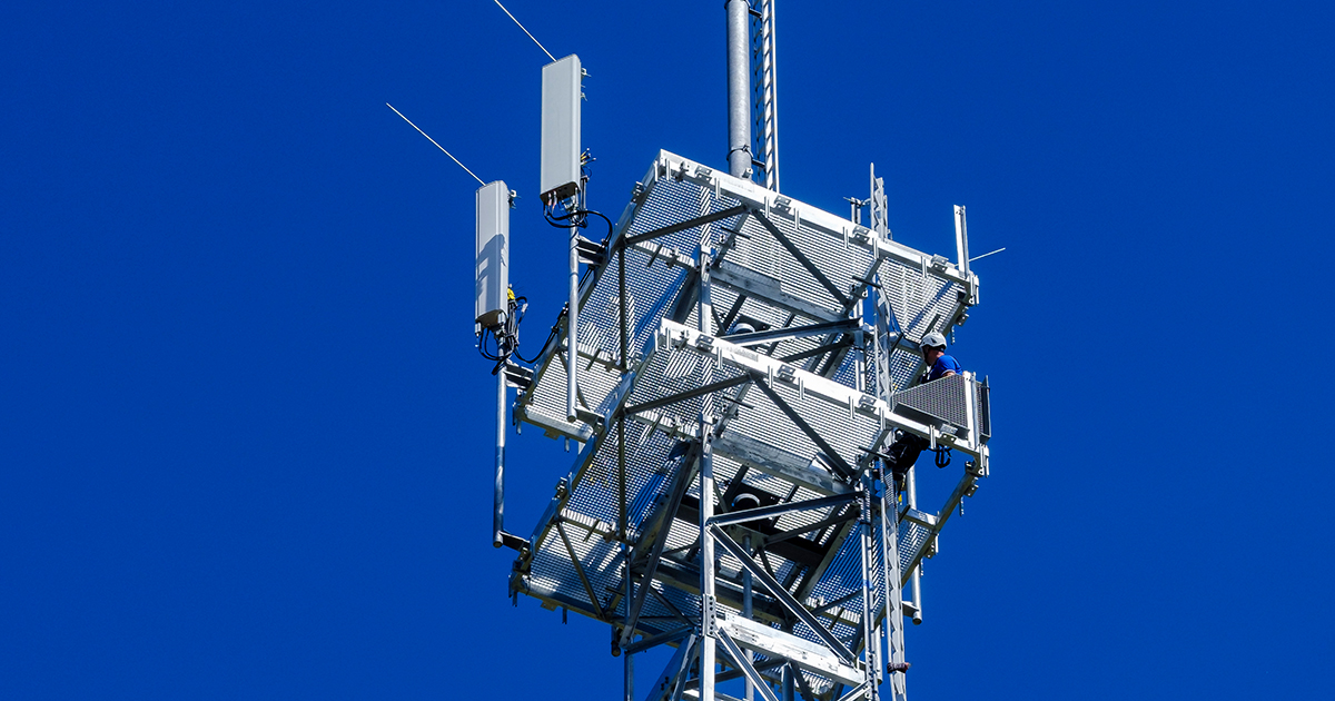 Neuer Mast fr schnelleren Mobilfunk in Dickendorf