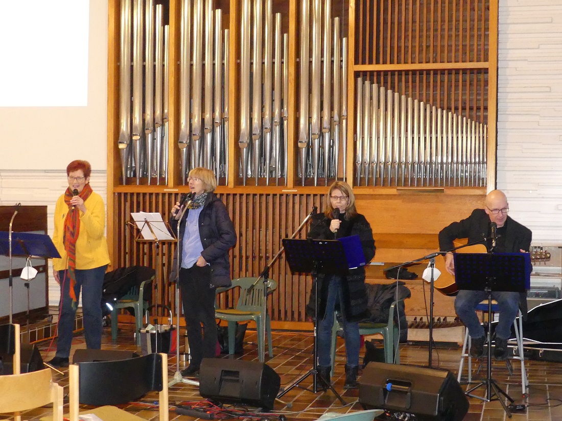 Musikteam beim GoIn-Gottesdienst (Fotoquelle: Evangelisches Dekanat Westerwald)