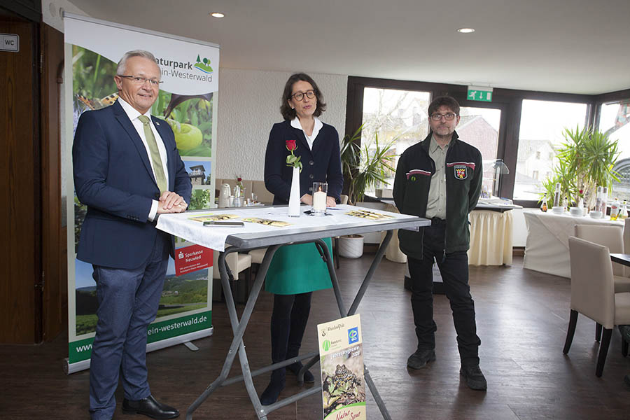 Sie stellten gemeinsam das Programm vor. Achim Hallerbach, Isabelle Frstin zu Wied und Gerhard Wilms (von links). Fotos: Wolfgang Tischler