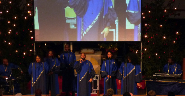 Spitzenknner Best of Black Gospel begeisterten ein weiteres Mal die Neuwieder in der Marktkirche. Foto: Hans Hartenfels