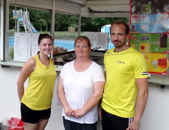 Sarah Job, Petra Kepper, Harald Baumann (von links nach rechts). Foto: Wiedtalbad