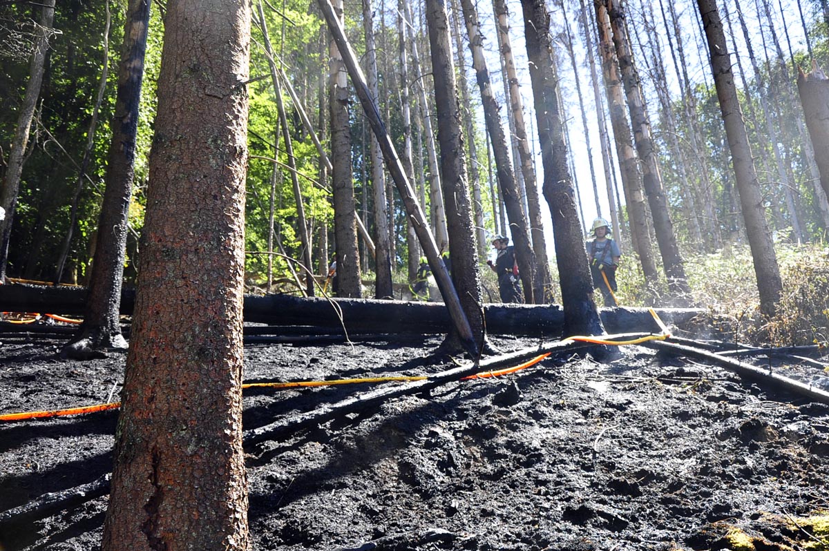 Fr Teile der Einsatzkrfte war es der dritte Einsatz in 16 Stunden. (Fotos: kk)