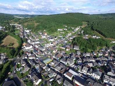 Rck- und Ausblick auf die Niederfischbacher Kirmes