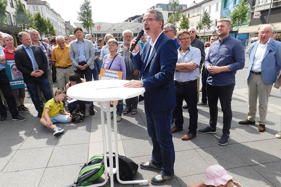 Beeindruckende Demo gegen Hass und Hetze in Neuwied