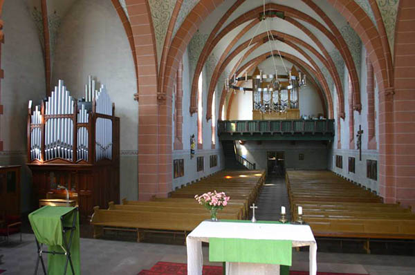 Die beiden Orgeln in der Gackenbacher Pfarrkirche erklingen am 2.8. nur fr die Seniorinnen und Senioren. Foto: Veranstalter 
