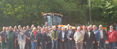 Ein Besuch beim Altenkirchener Bauhof stand fr die Ortsbrgermeister aus der Verbandsgemeinde Flammersfeld auf dem Programm. (Foto: Verbandsgemeindeverwaltung Altenkirchen)