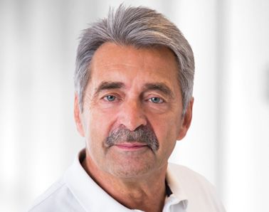 Dr. Reinhold Ostwald, rztlicher Direktor des Evang. Krankenhauses Dierdorf/Selters bleibt dem Krankenhaus Dierdorf/Selters auch in der Krise erhalten. Foto: KHDS