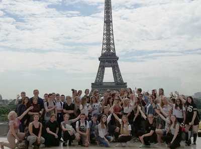 Altenkirchener Franzsischschler/innen in Paris. Foto: Schule