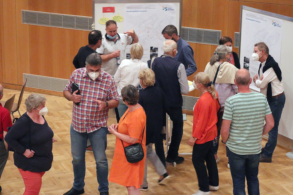 Rege Diskussion um Stadtkernsanierung in Selters