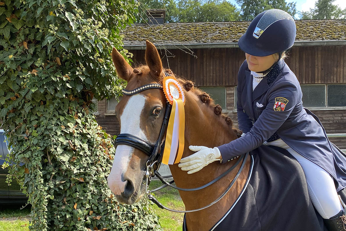 Lisa-Marie Peters mit Toledo. Foto: Verein