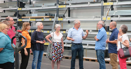 Zu einem auergewhnlichen Termin hatte sich der Pfarrkonvent des Evangelischen Kirchenkreises Altenkirchen jngst aufgemacht: zu einem Besuch bei der Firma Kleusberg in Wissen. (Foto: Foto: Anne Obelode)