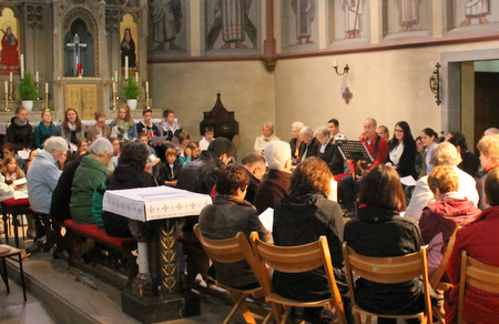 Pfingstnovene: In der Zeit von Freitag, den 11. Mai, bis einschlielich Samstag, den 19. Mai wird das Neun-Tage-Gebet jeden Abend ab 19 Uhr in der katholischen Kirche St. Ignatius zusammen gebetet und gesungen. (Foto: Veranstalter) 