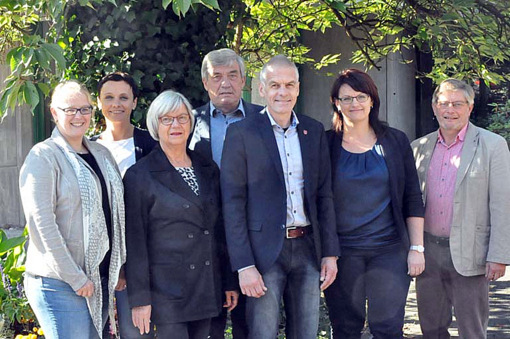 Prsentierten die Ehrenamtsinitiative: (von links) Sonja Hackbeil, Rebecca Seuser, Brigitte Kuss, Klaus Lauterbach, Fred Jngerich, Natalja Neufeld-Gnrich und Rainer Dngen. (Foto: kk)