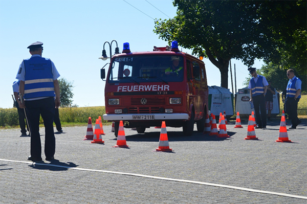 Geschicklichkeitsfahren fr Einsatzfahrer des Westerwaldkreises