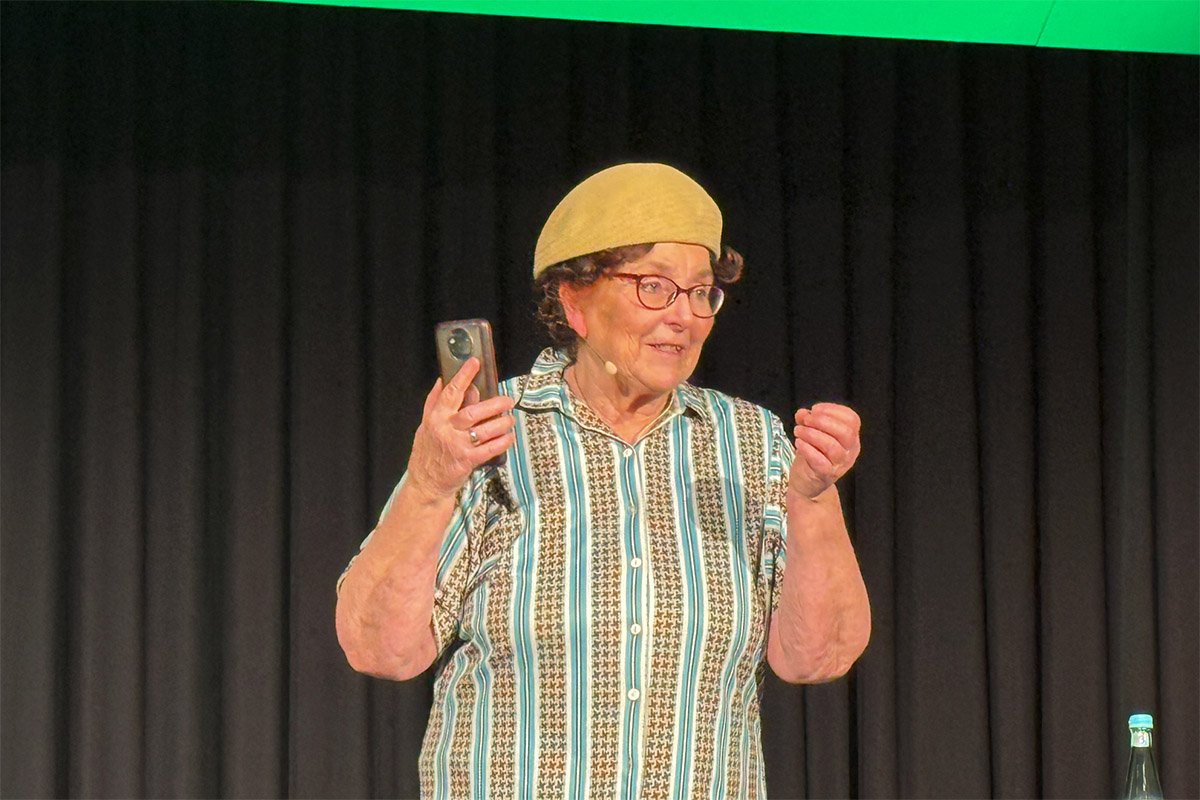 Alice Hoffmann begeistert in Montabaur - Humor trifft auf Engagement