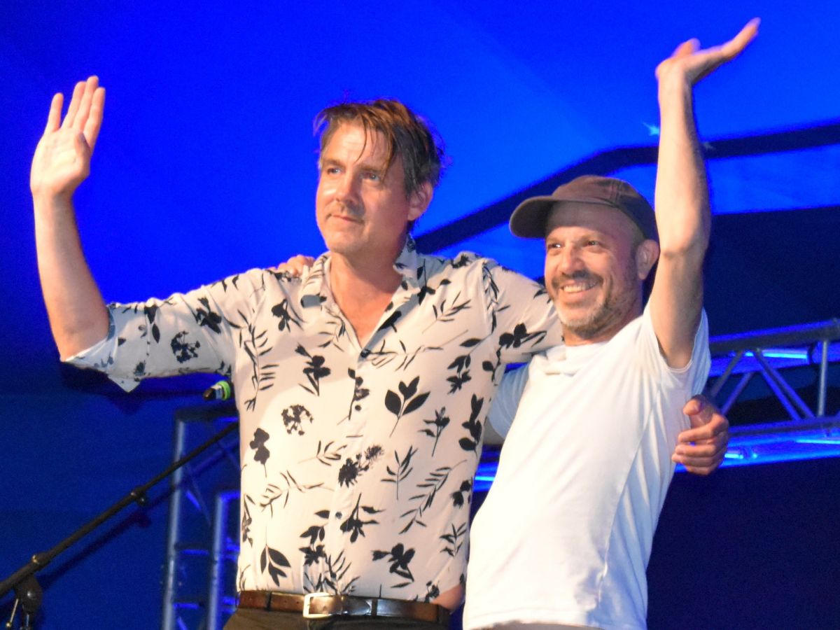 Marco Schmedje und Jan Plewka  begeisterten in Altenkirchen. (Fotos: Wolfgang Rabsch)