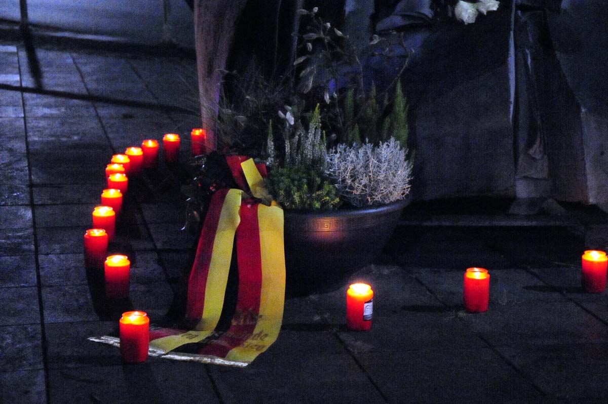 Fr jedes Opfer ein Licht. So erinnert Hamm an die Opfer. (Fotos: kk)
