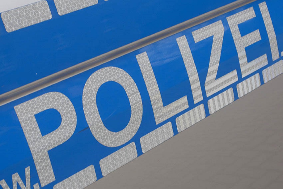 Diebstahl in Dreisbach: Pkw-Anhänger von Wiesengrundstück entwendet