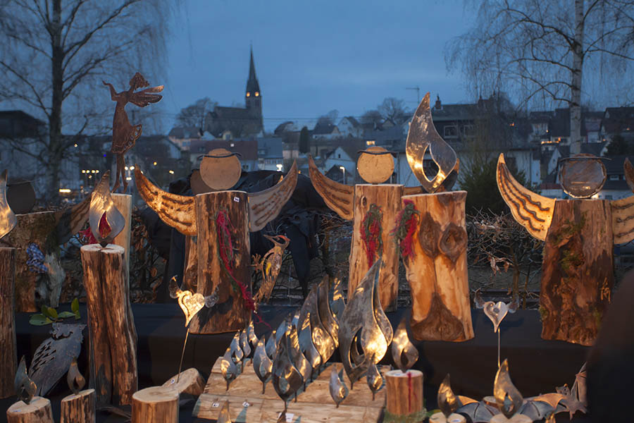 Besucherandrang auf dem Puderbacher Weihnachtsmarkt