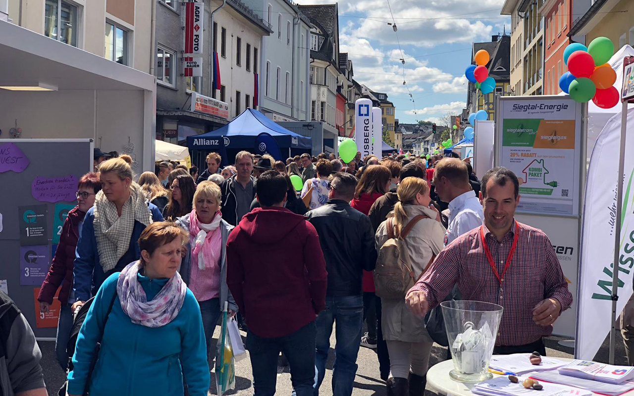 Die offizielle Erffnung der Rathausstrae im Juni 2023 soll ein besonderes Fest fr Besucher aus nah und fern werden. Die Planungen sind gestartet. (Archivfoto: Stadt Wissen/50 Jahre Stadt Wissen) 