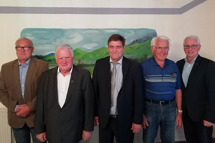 Von links nach rechts: Thomas Eckart, Rudolf Kroll, Michael Rudolph, Hans Vohl, Volker Mendel. Foto: privat