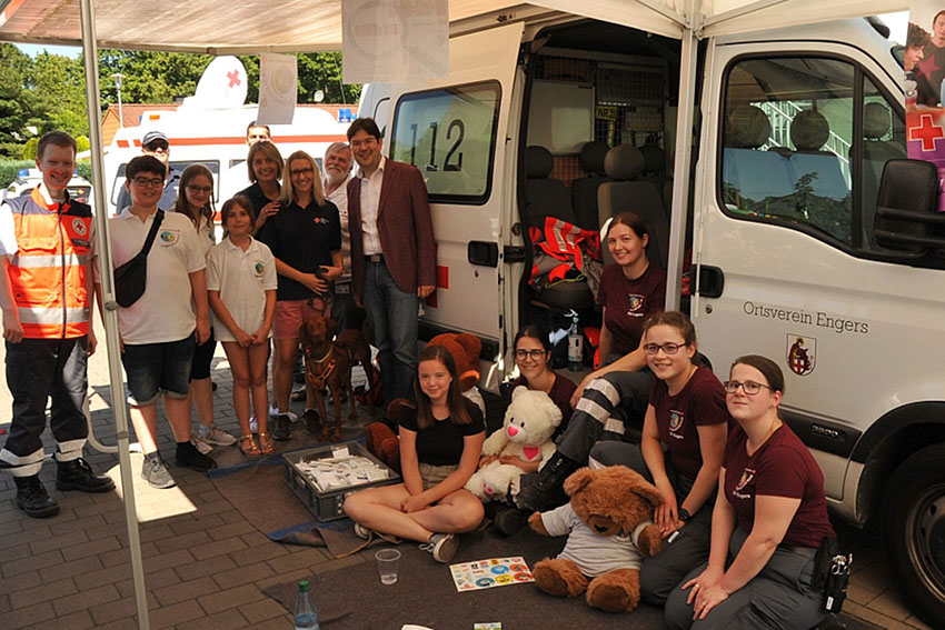 Sommerfest unterm Regenbogen gefeiert 