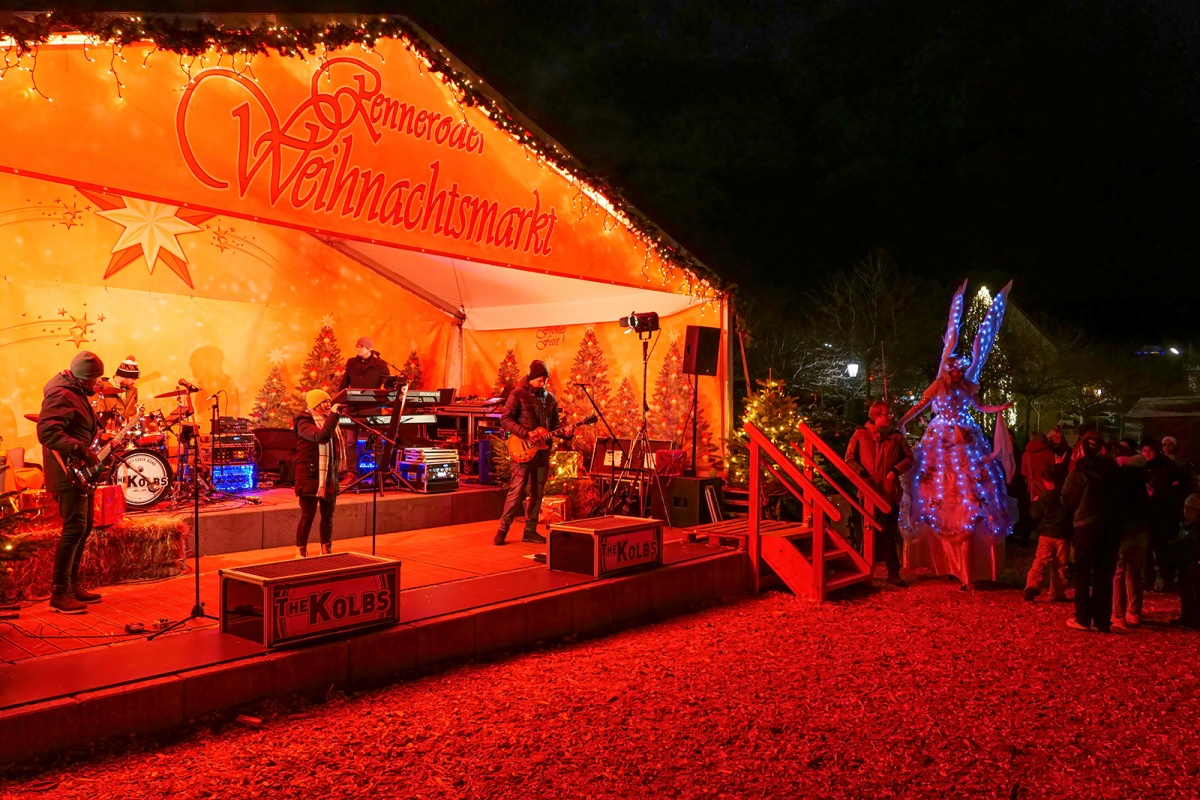 Der Renneroder Weihnachtsmarkt zog Tausende Besucher in seinen Bann. (Fotos: H.G.Hamich)