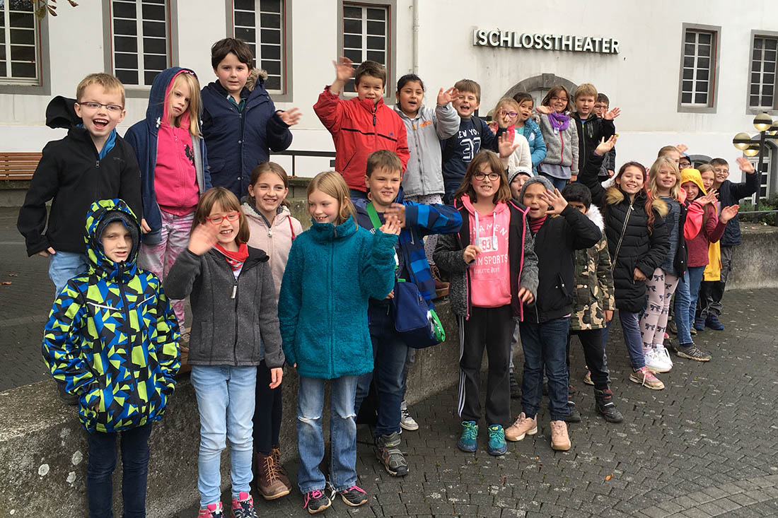 Maximilian-Kolbe-Schule Rheinbrohl besuchte Schlosstheater