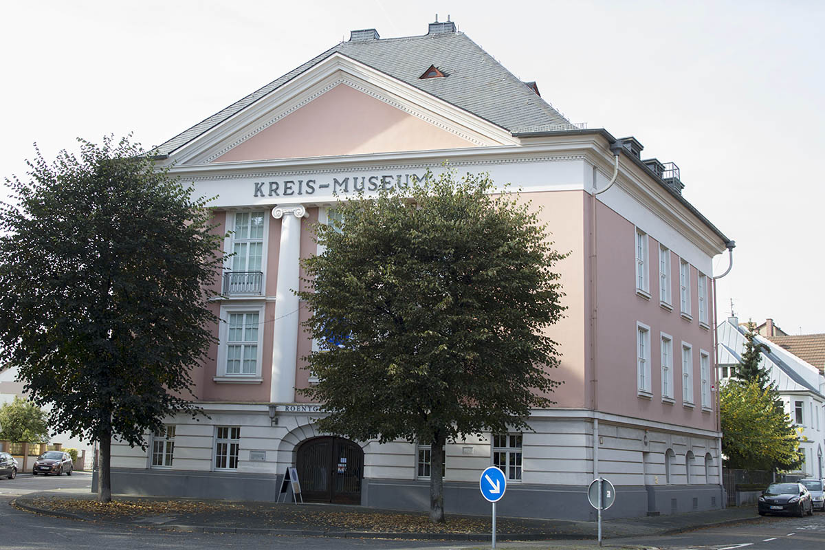 ffentliche Fhrung im Roentgen-Museum mit Museumsdirektorin Jennifer Stein