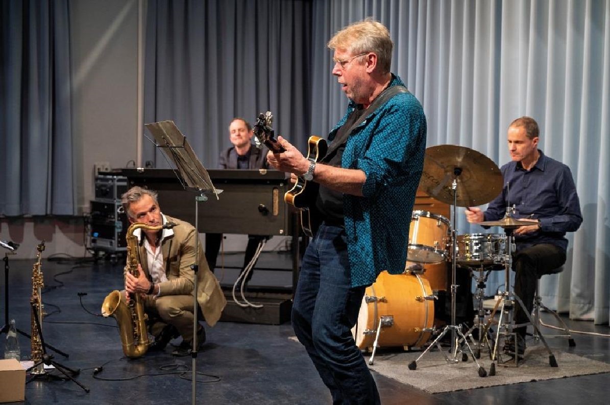 "ROOT AREA" mit Souljazz im Wiedtal-Gymnasium